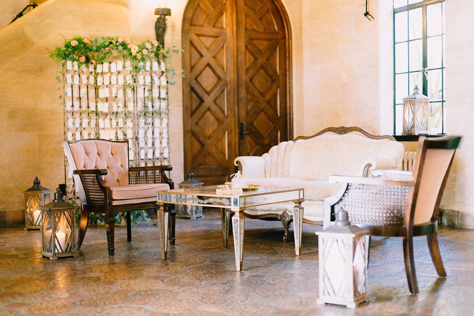vintage furniture lounge for weddings at a historic Florida estate