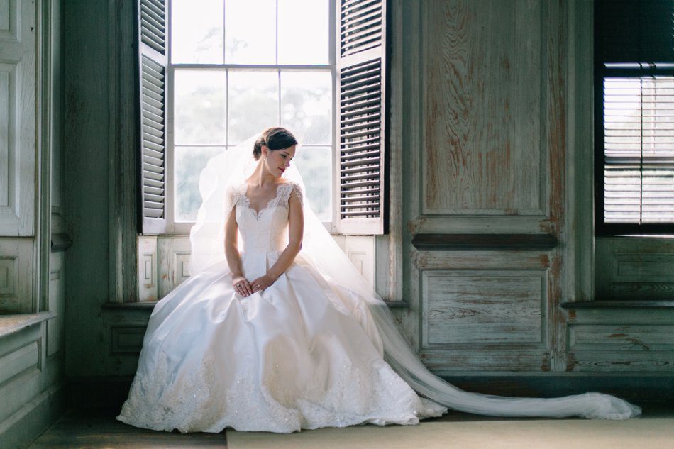 Romantic Charleston bridal portrait photo at historic Drayton Hall