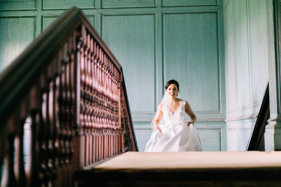 A Charleston bride at Drayton Hall 