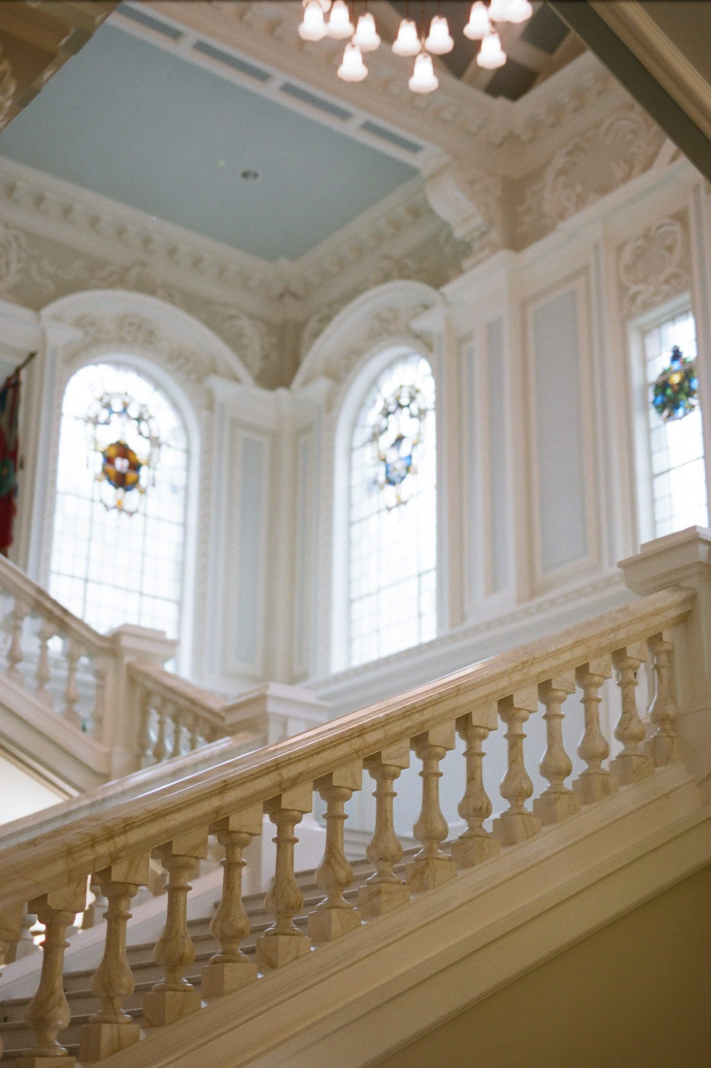 Belfast city hall interior pic