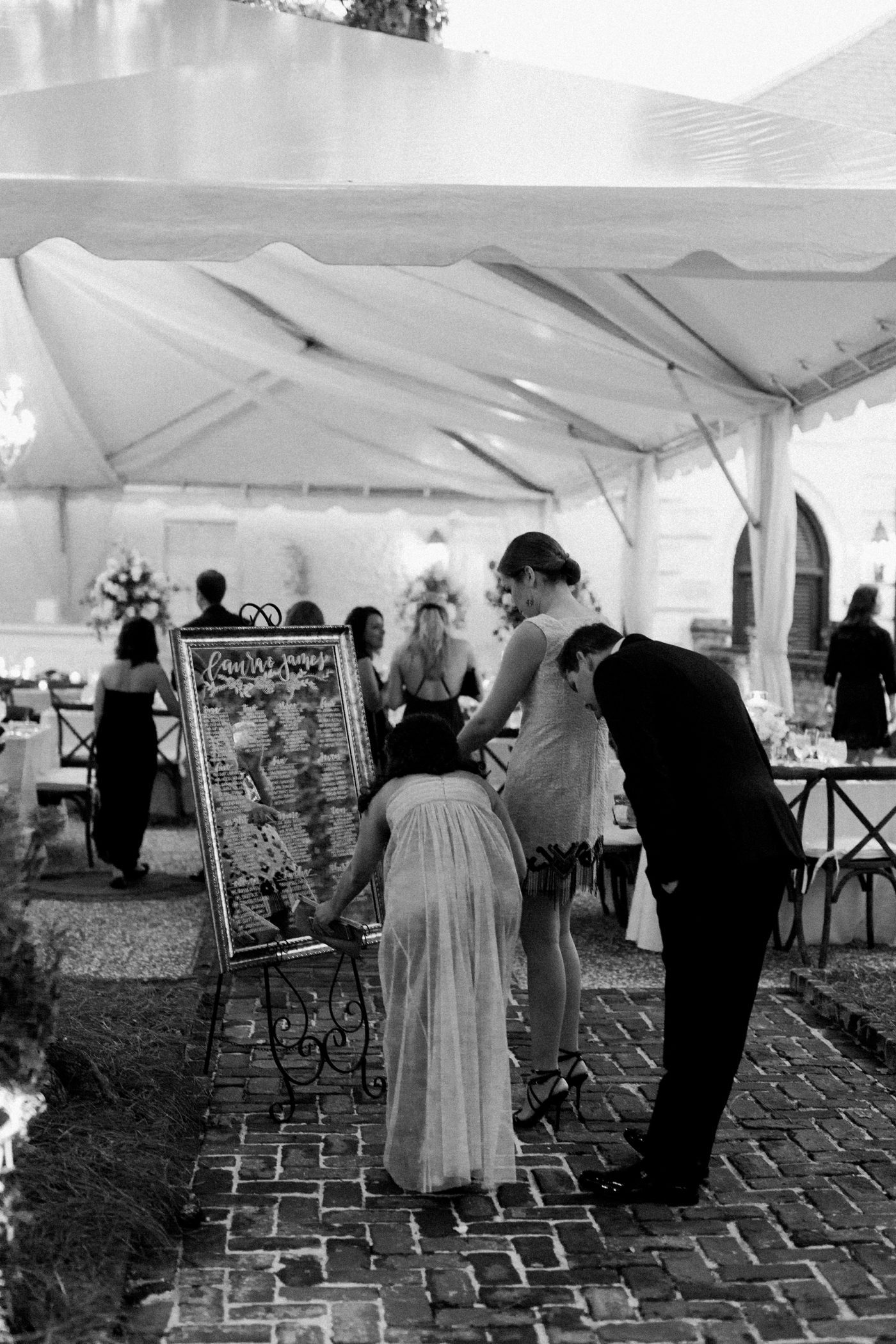 Candid wedding picture of guests | Elegant William Aiken House Wedding Photos | Charleston SC wedding photographers Catherine Ann Photography