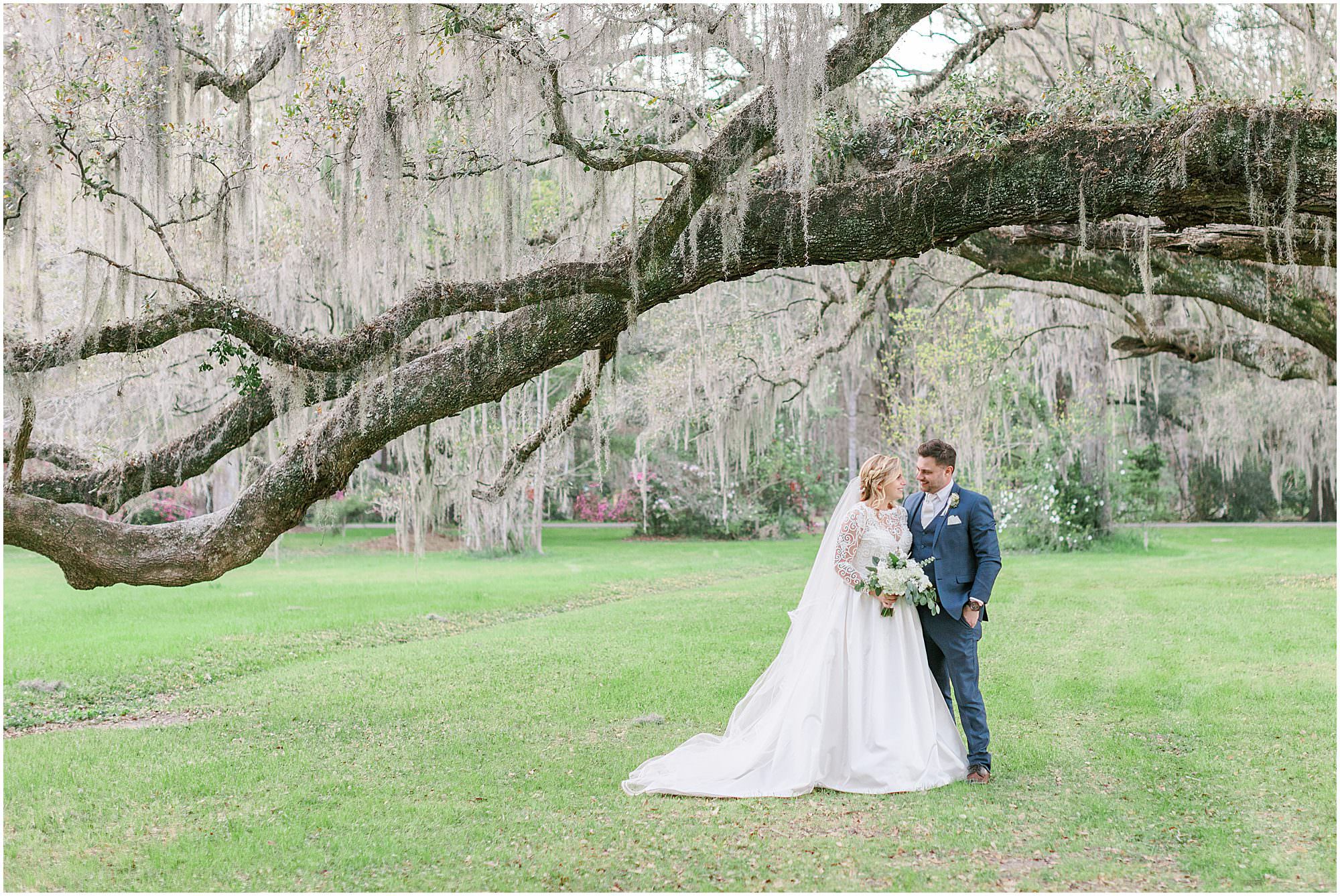 Nature inspired Charleston plantation wedding by Catherine Ann Photography