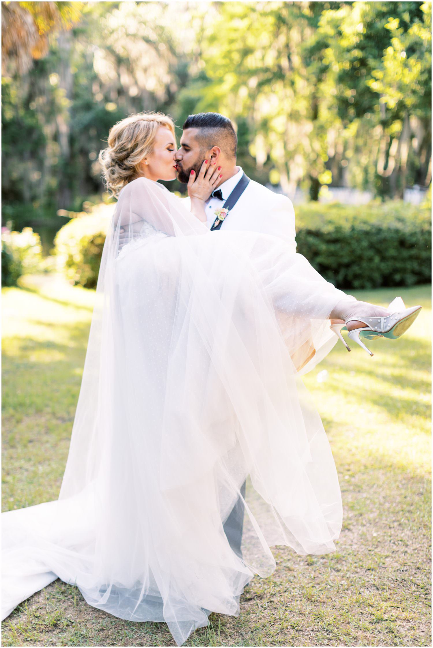 Charleston SC Elopement Photos by Catherine Ann Photography