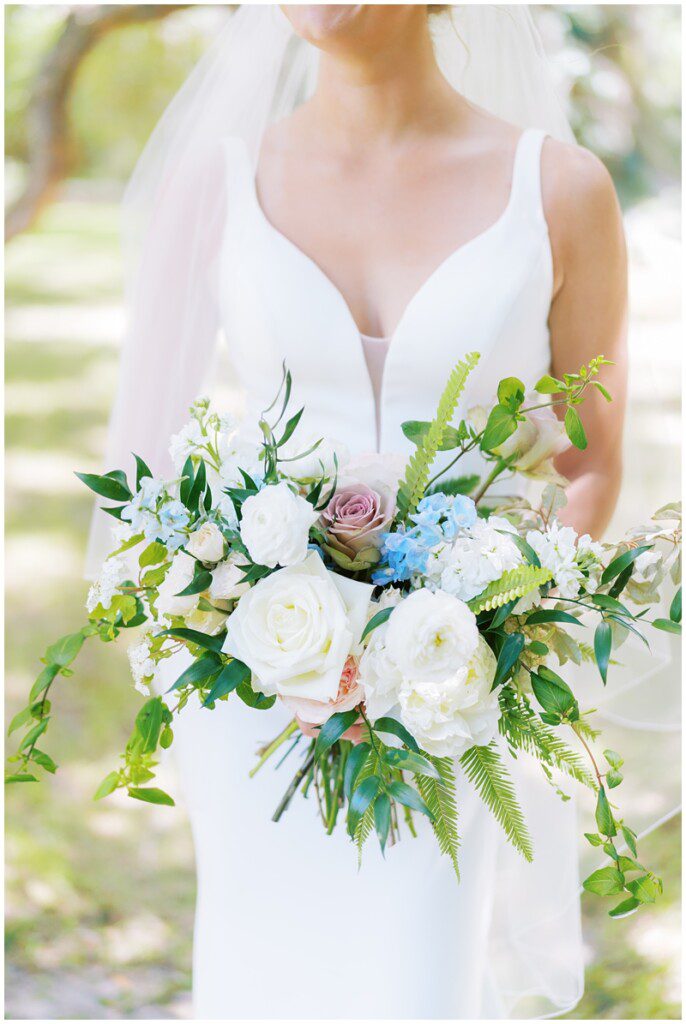 pink and white wedding bouquet inspiration photo