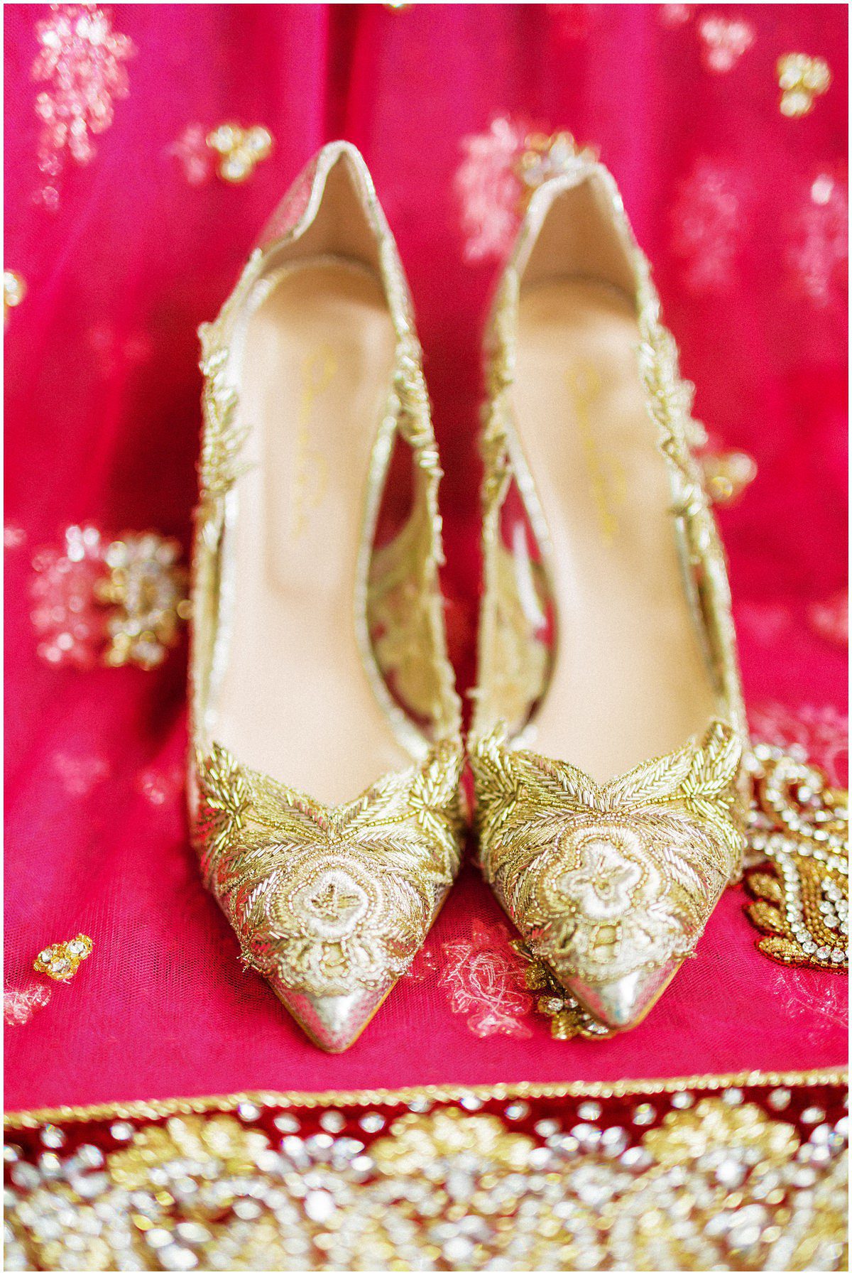 bridal details photo you wont want missed on your wedding day